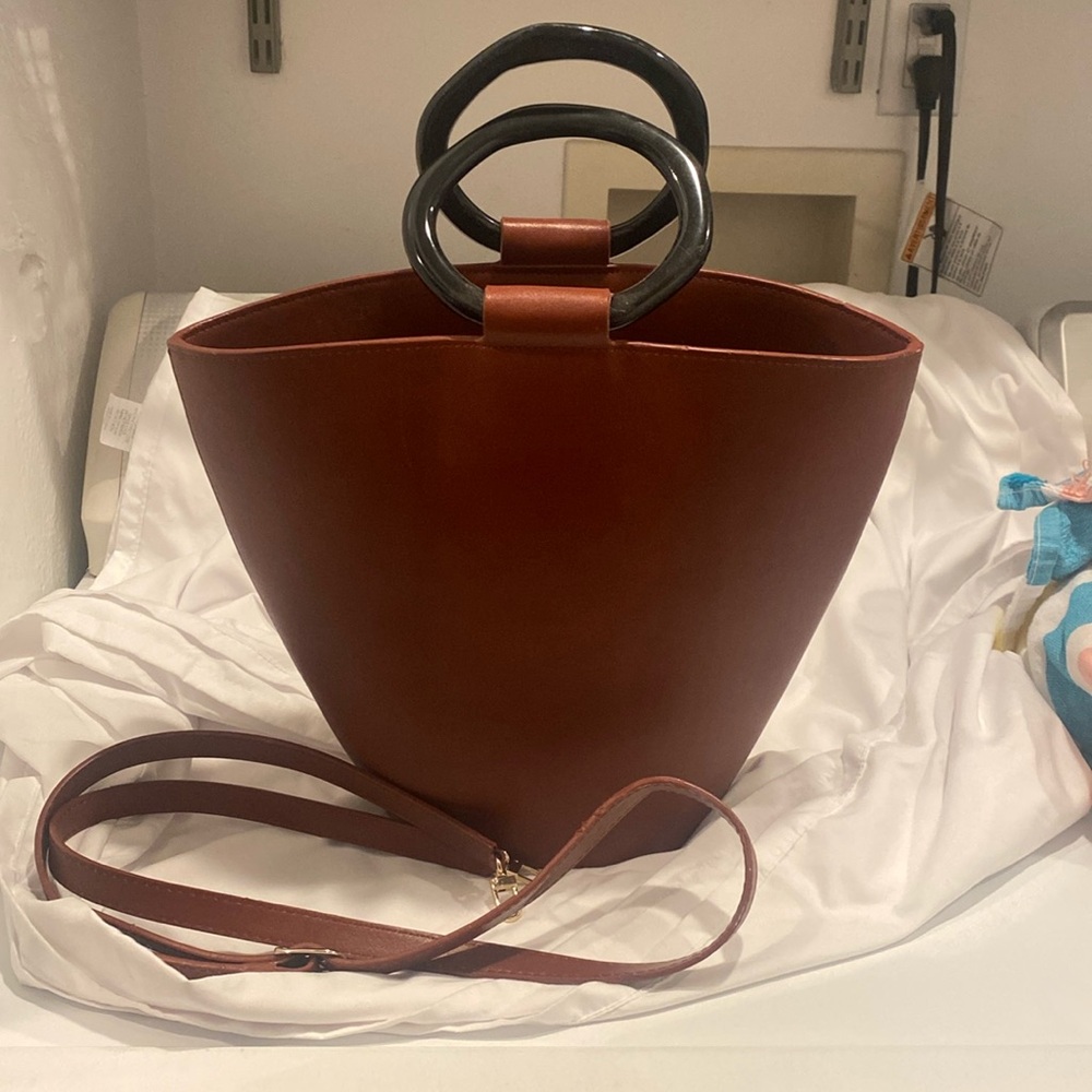 STAUD the Seberg Bucket Bag w/ shoulder strap (leather brown tote suede lining)